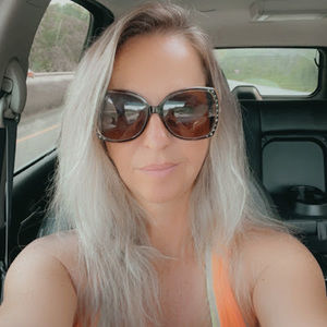 Meet your Posher, Debby